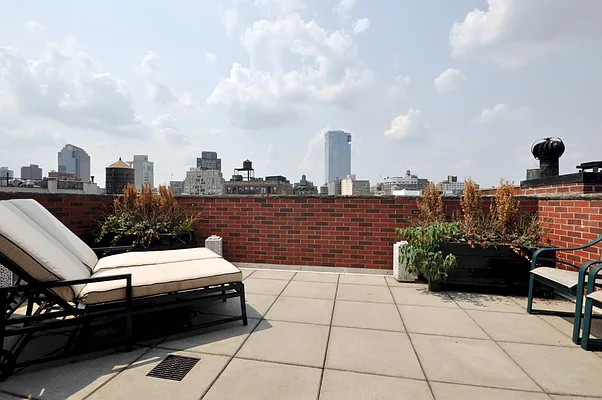 Rented by Cast Iron Real Estate | media 20