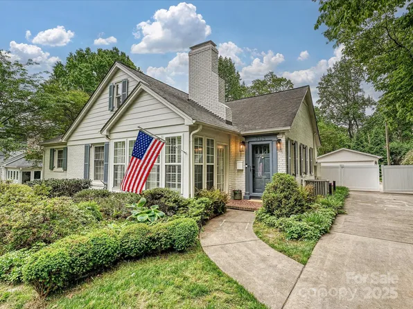 3128 Country Club Dr, Charlotte, NC 28205