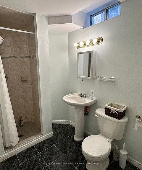 16 Royal Chapin Cres — Photo 14