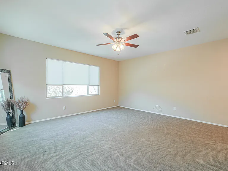 19732 N Flamingo Rd — Photo 39