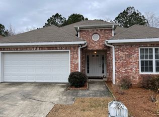 130 Huntington Dr, Hattiesburg, MS 39402