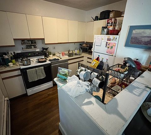 4th image of 19 South St APT 1