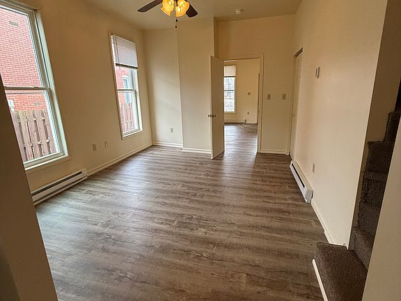 4th image of 563-569 W Church St #563