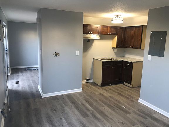 4th image of 6641 Cedar Ave