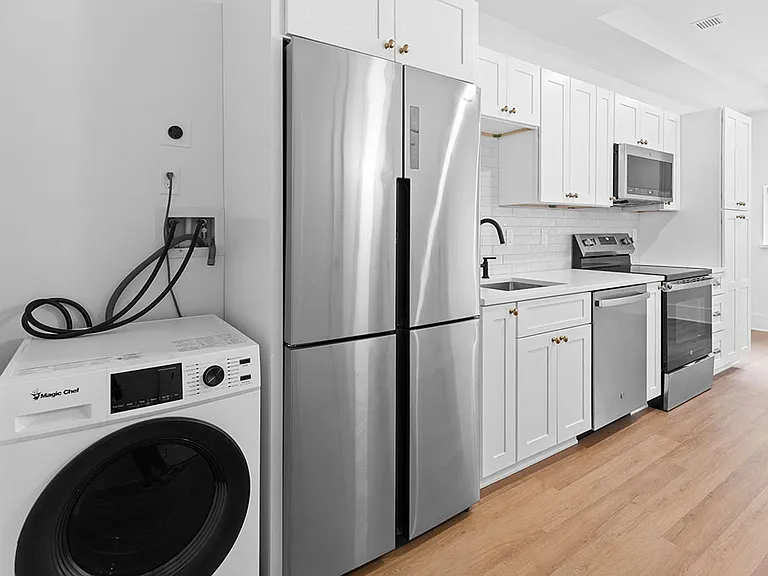 31 Hope St #104 — Photo 13