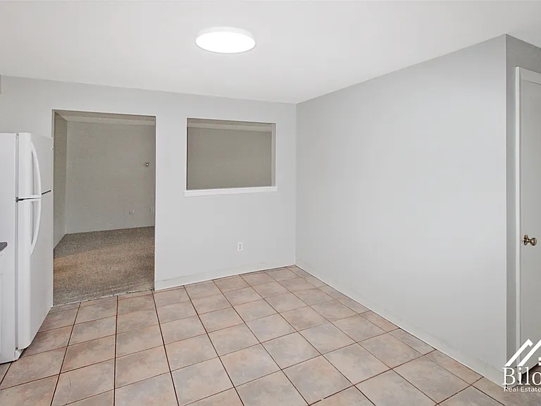 Hillside Terrace Apartments — Photo 40