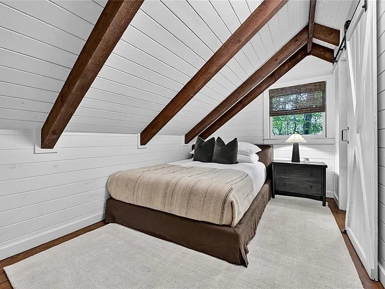545 Chestnut Rdg — Photo 27