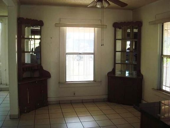 4th image of 271 Southlook Ave