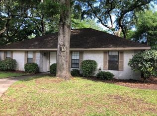 243 Island Dr, Saint Simons Island, GA 31522