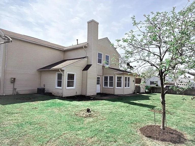 2537 Townfield Ln — Photo 21