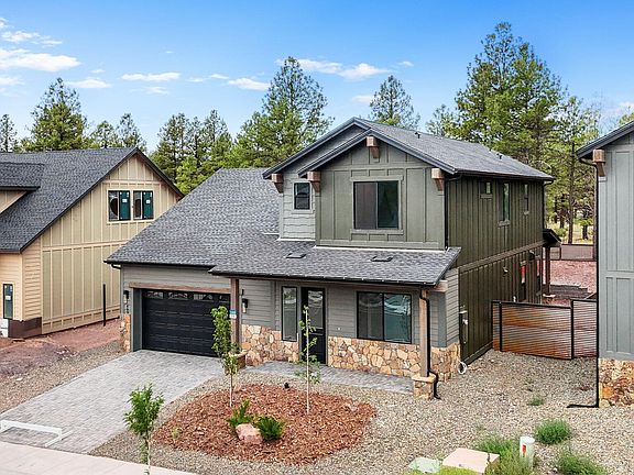 2nd image of 499 N VALERIAN Lane