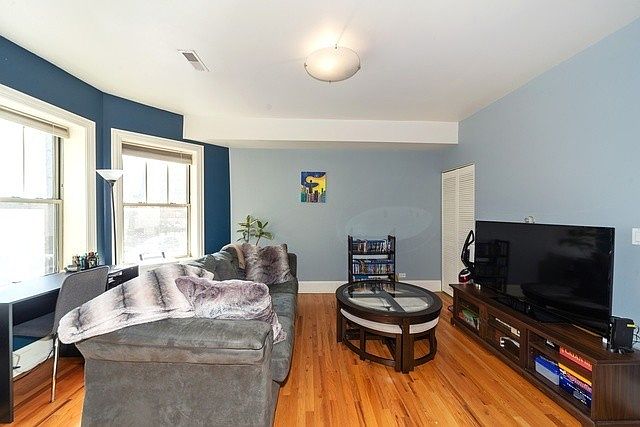 1st image of 5412 N Kenmore Ave APT 1