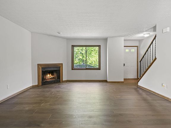 5th image of 2324 Terrance Dr #74