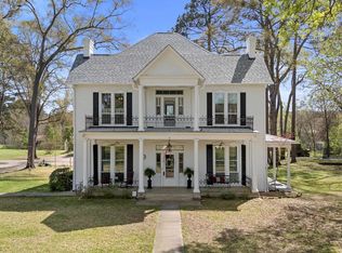 606 E Hiram St, Atlanta, TX 75551