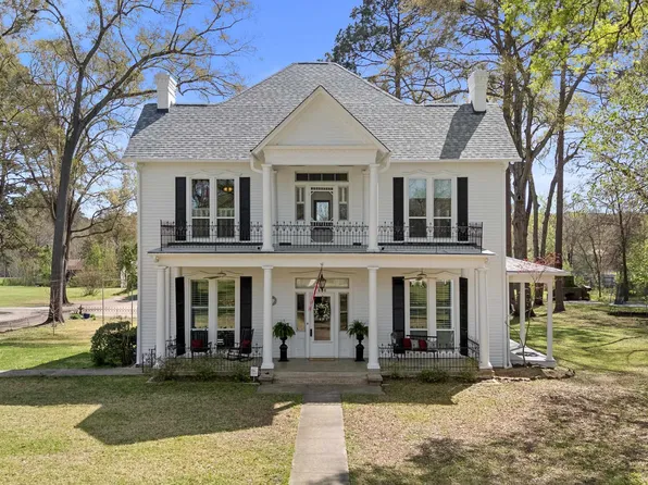 606 E Hiram St, Atlanta, TX 75551