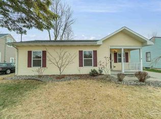 1825 Lessur St, Saginaw, MI 48602