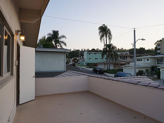 4th image of 25214 Loytan St #1