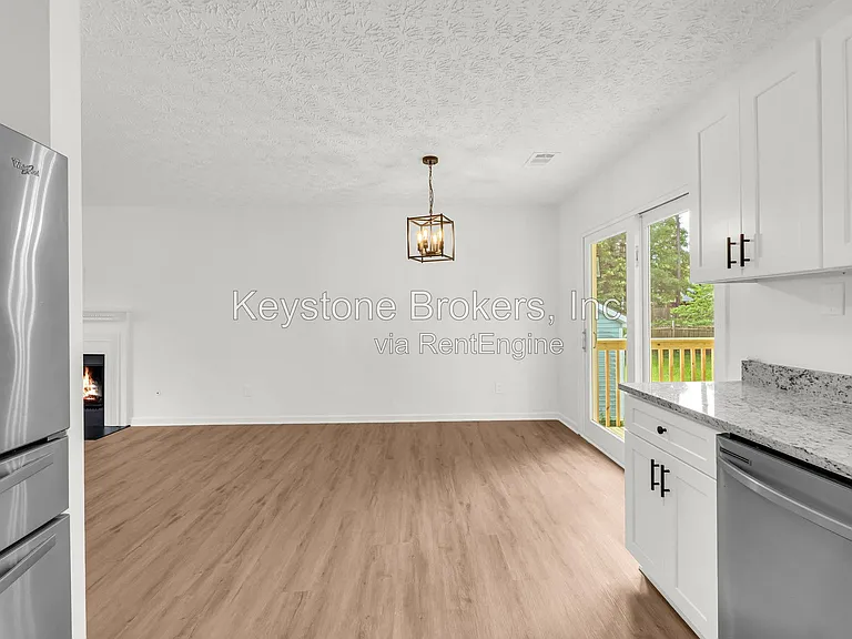 1645 Cobbs Creek Ln — Photo 5