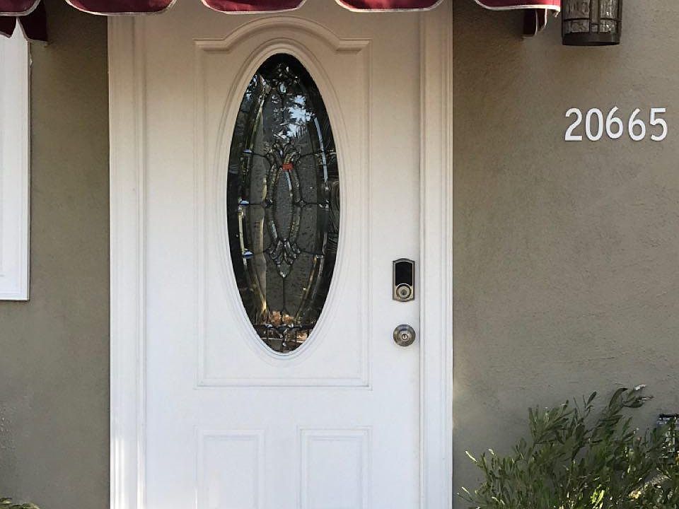 1st image of 20663 Clark St