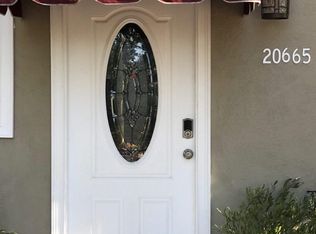 20663 Clark St, Woodland Hills, CA 91367