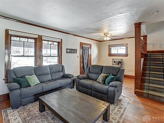 3rd image of 1901 Wyoming St