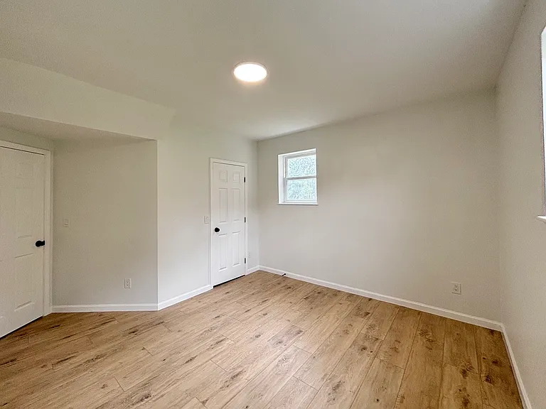 453 Briggs Cir #B — Photo 6