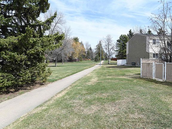 2nd image of 5823 Riverbend Rd NW