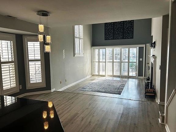 5th image of 4396 Baldwin Ave. #82