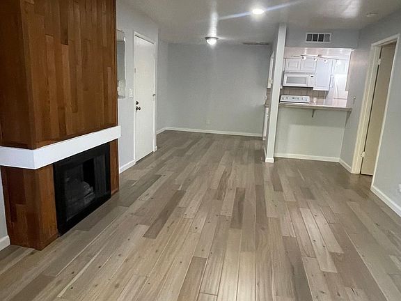 2nd image of 977 Fulton Ave APT 491
