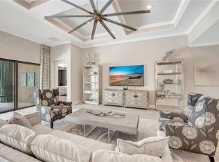 9574 Everglades Dr, Naples, FL 34120