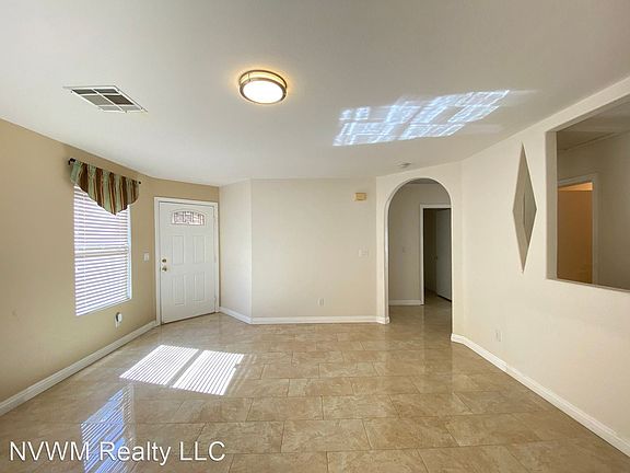 2nd image of 7834 Snow Angel St