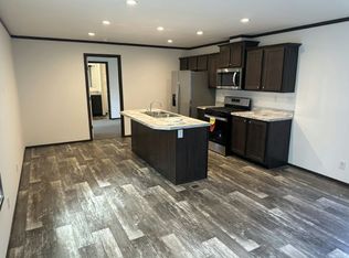 413 Elm Dr #111, Mankato, MN 56001