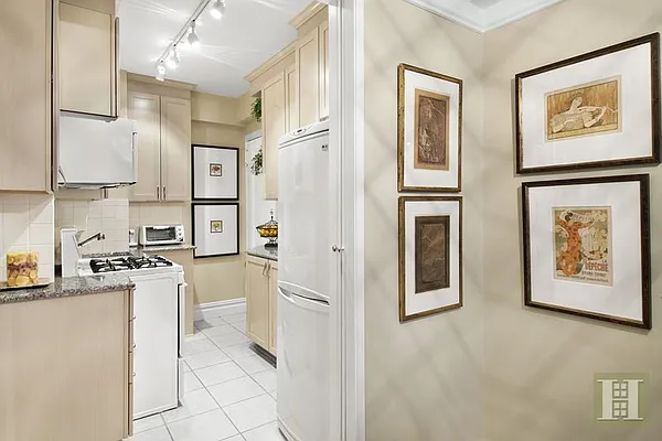 Sold by Halstead Real Estate | media 6