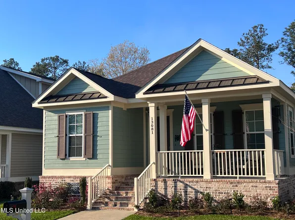 13081 Oxford St, Biloxi, MS 39532