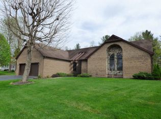 1505 Round Hill Rd, Oak Hill, WV 25901