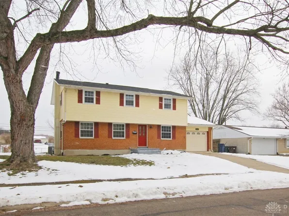 6918 Michelle Pl, Englewood, OH 45322