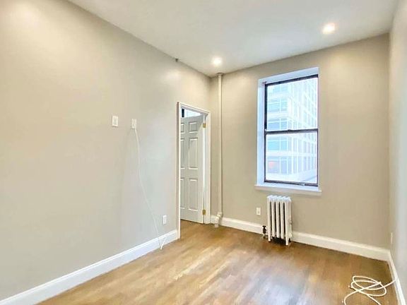 4th image of 1229 1st Ave APT 11