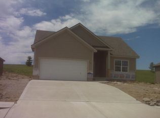 9118 Mulberry Ave, Kansas City, MO 64155
