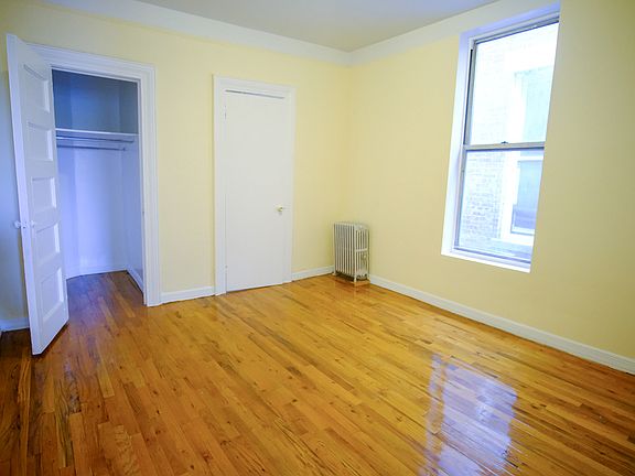 5th image of 2 W 120th St #F5