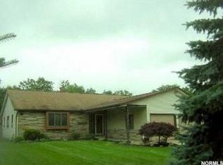 5641 Columbia Rd, North Olmsted, OH 44070