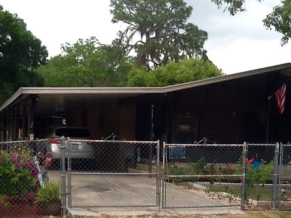 2nd image of 807 Hennessee St