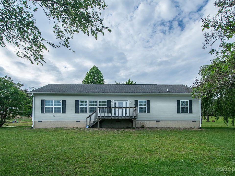 1st image of 132 Freeman Place Trl