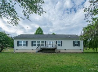 132 Freeman Place Trl, Hendersonville, NC 28792