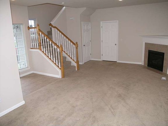 2nd image of 13801 NE 63rd St