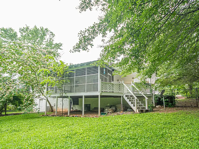960 Old Canton Rd — Photo 34