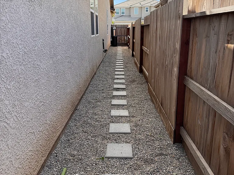 Summit Dr — Photo 22