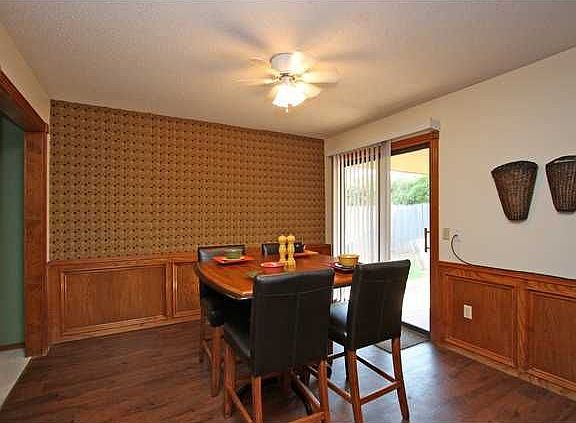 4th image of 701 Westglen Dr