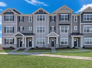 563 Yosemite Way, Mundelein, IL 60060