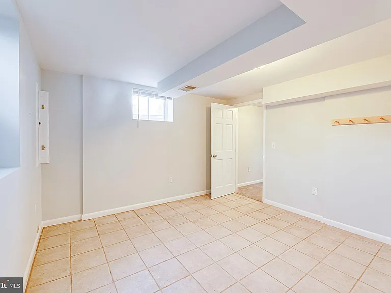 2414 Key Blvd — Photo 21