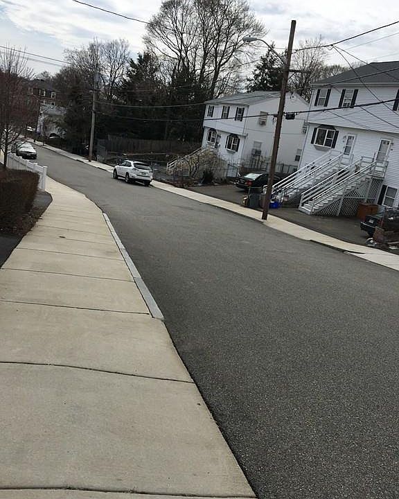 2nd image of 122 Tremont St